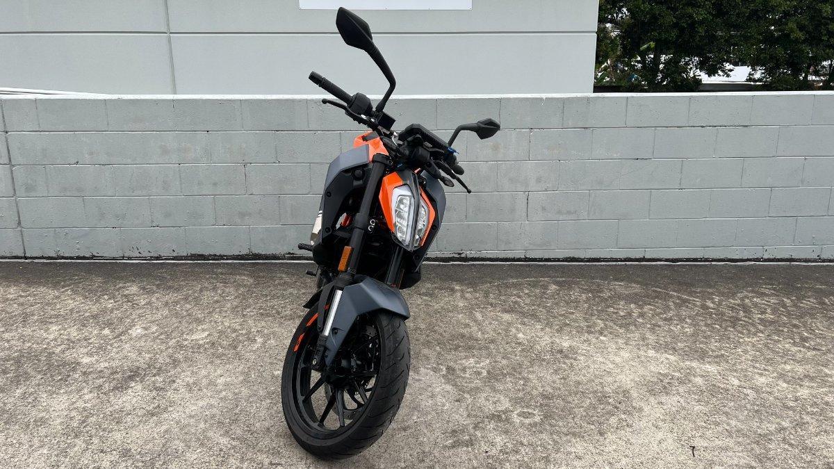 2023 KTM 390 DUKE ROAD