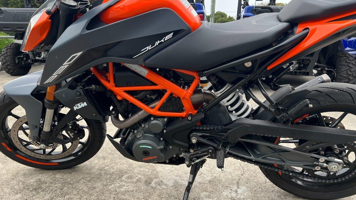 2023 KTM 390 DUKE ROAD