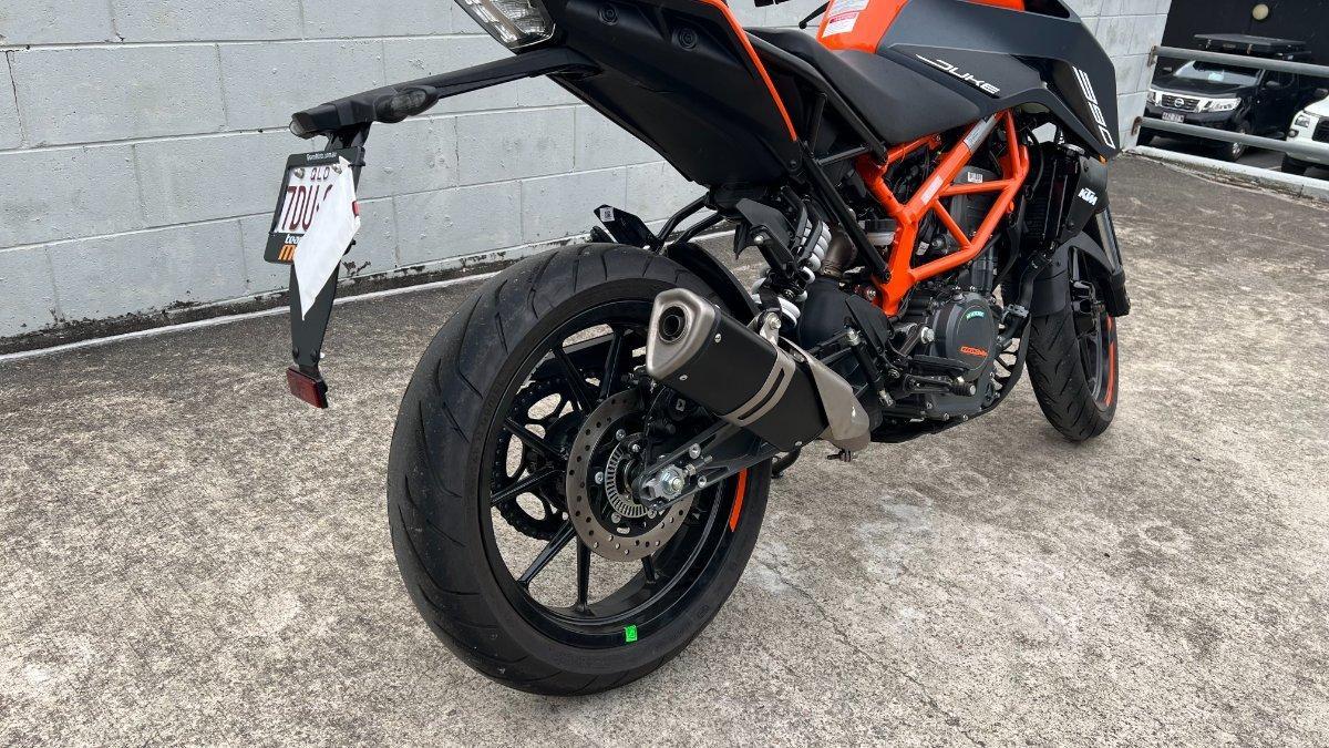 2023 KTM 390 DUKE ROAD