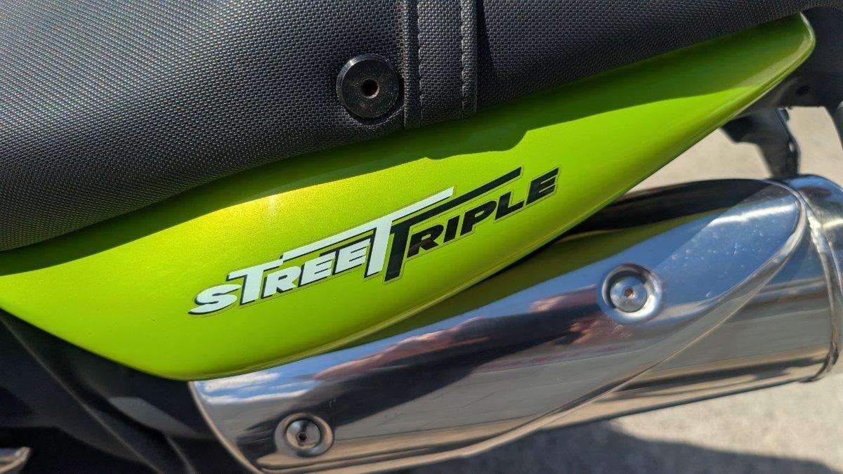 2009 TRIUMPH STREET TRIPLE 675 ROAD