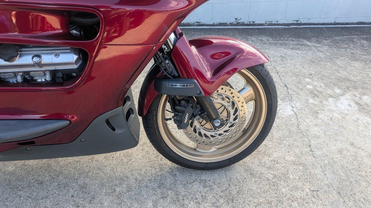 2001 HONDA ST1100A ROAD
