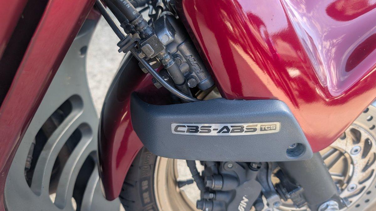 2001 HONDA ST1100A ROAD