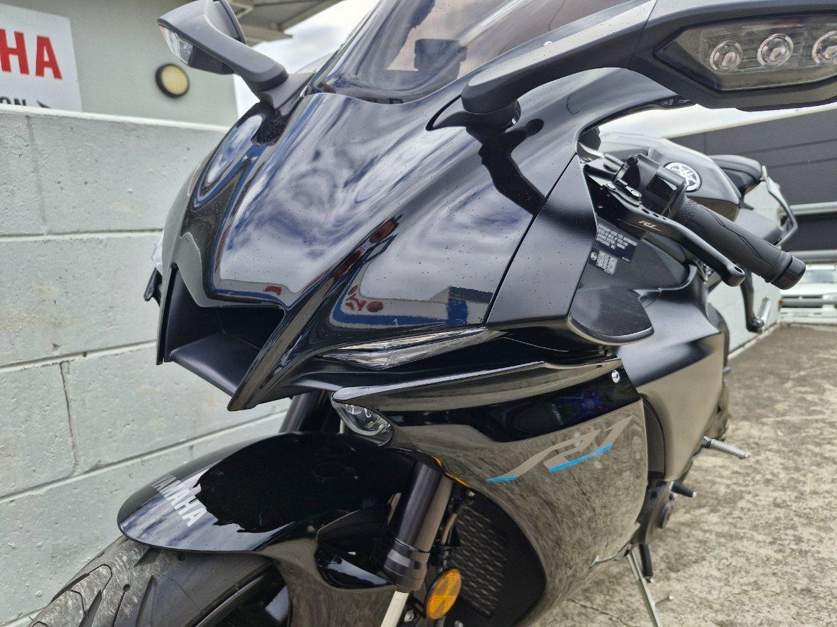 2023 YAMAHA YZF-R1 SPORTS