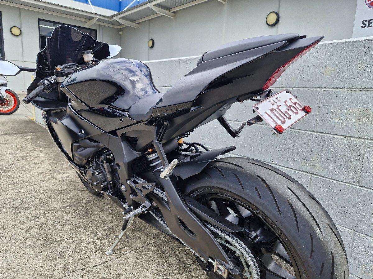 2023 YAMAHA YZF-R1 SPORTS