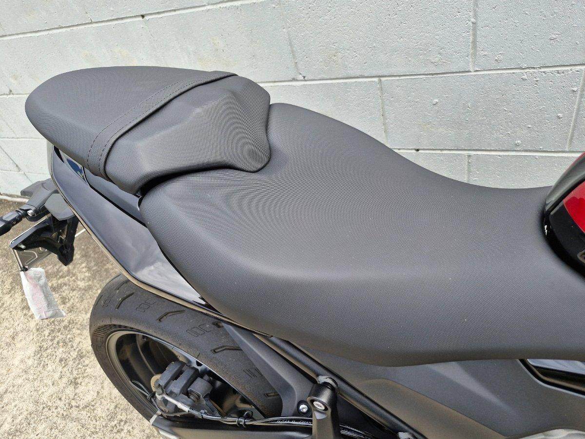 2025 TRIUMPH DAYTONA 660 (LAMS) ROAD