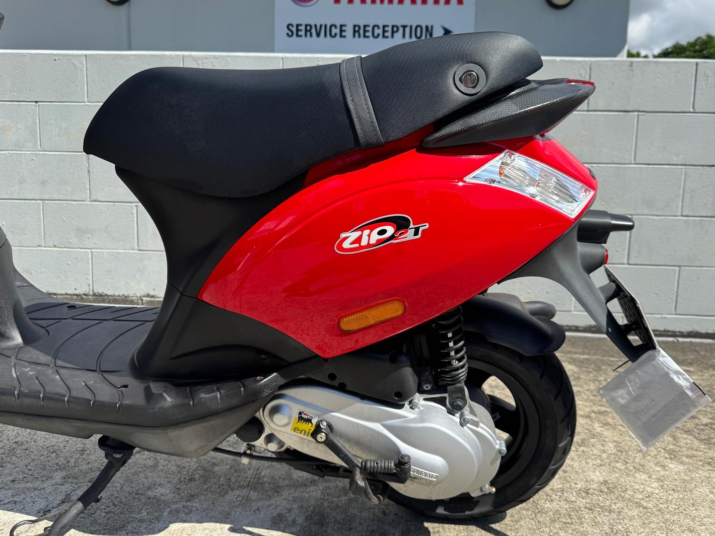 2013 PIAGGIO ZIP 50 SCOOTER