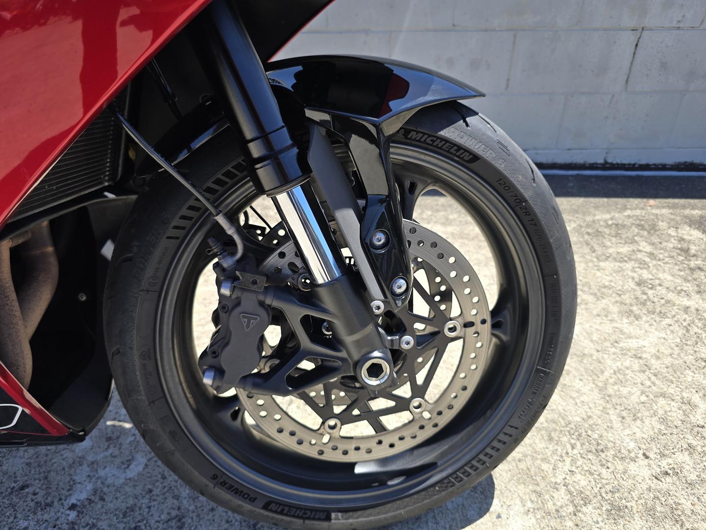 2024 TRIUMPH DAYTONA 660 ROAD