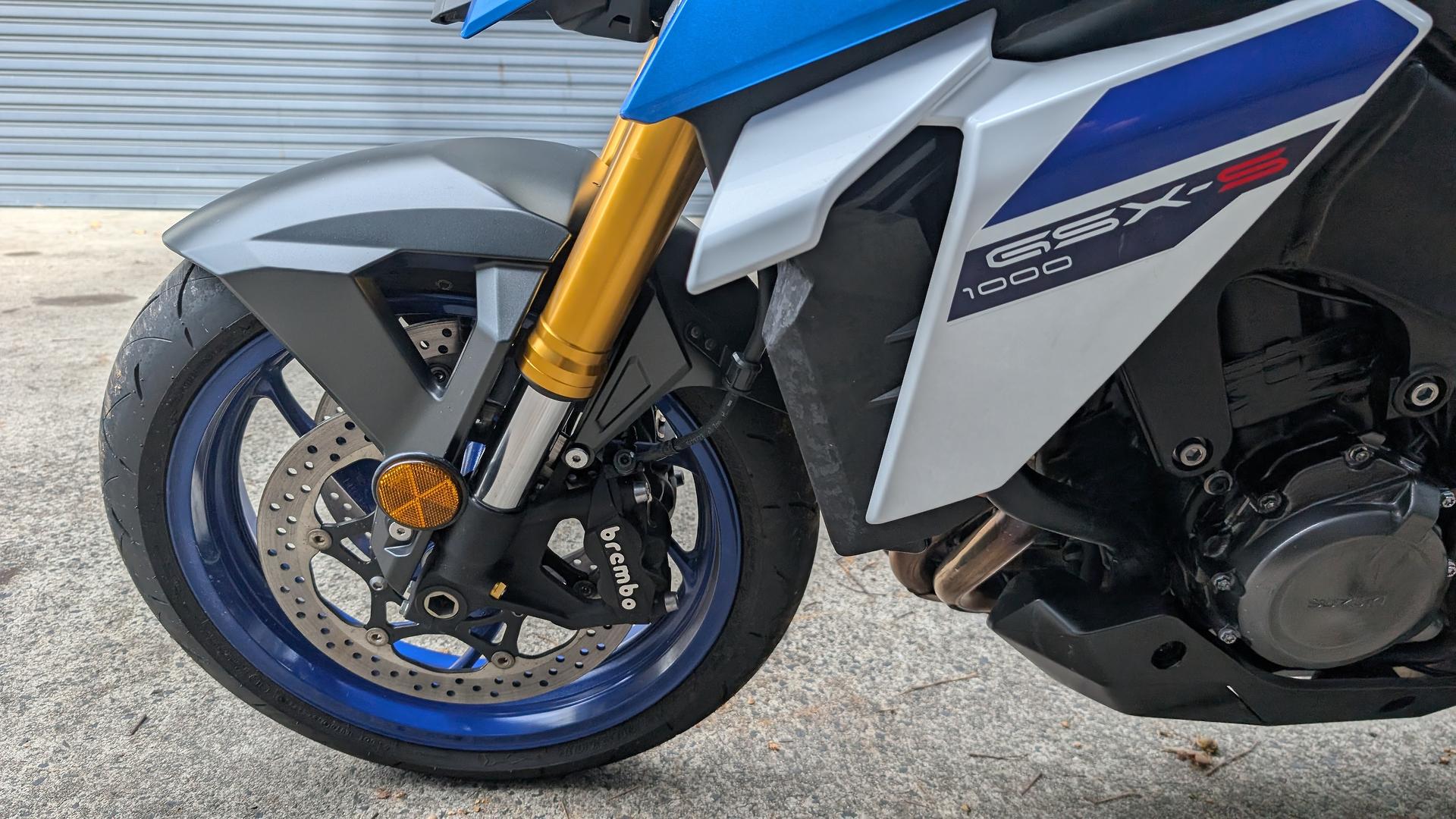 2024 SUZUKI GSX-S1000 ROAD