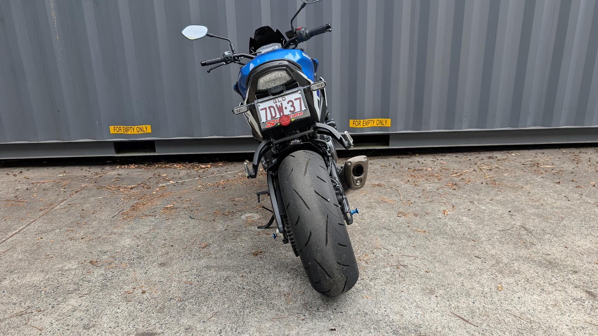 2024 SUZUKI GSX-S1000 ROAD