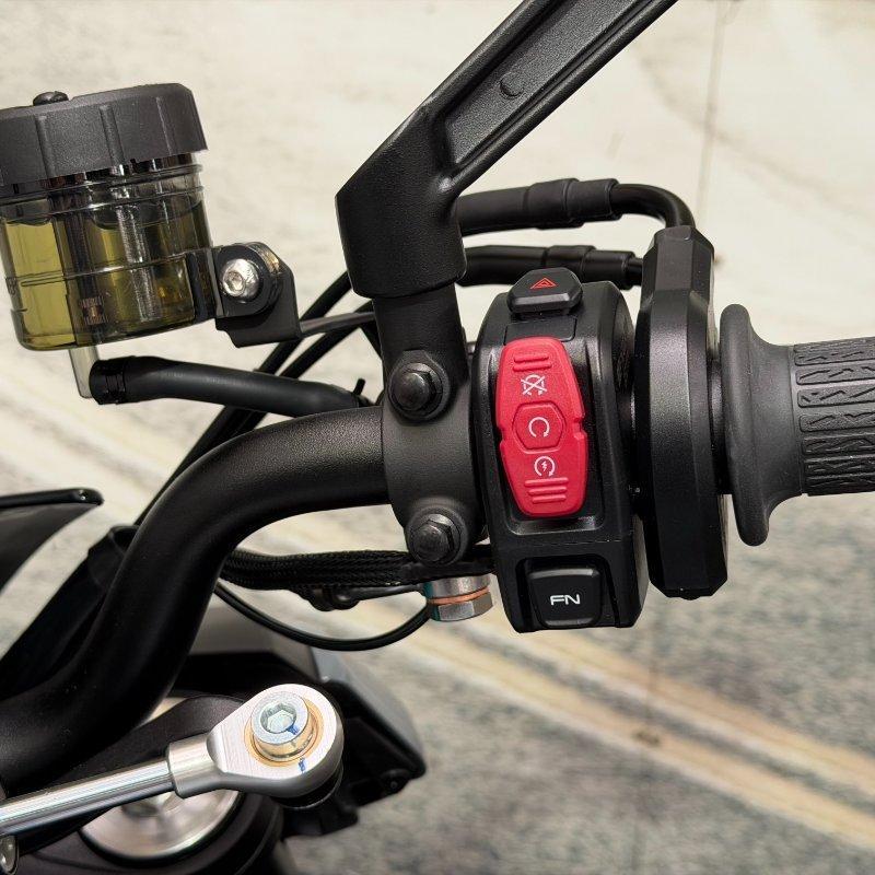 2025 CF MOTO 675 NK ROAD