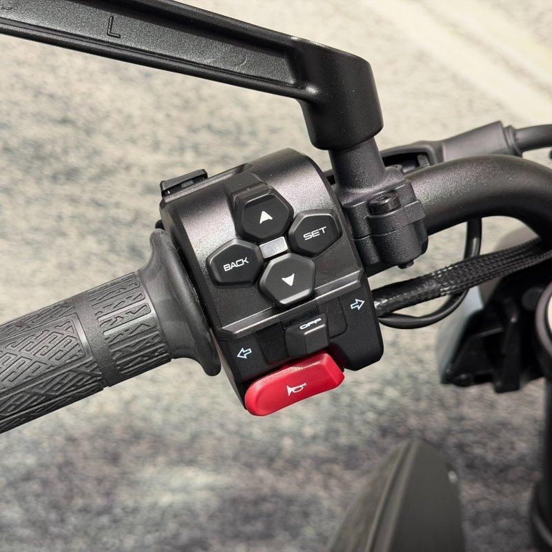 2025 CF MOTO 675 NK ROAD