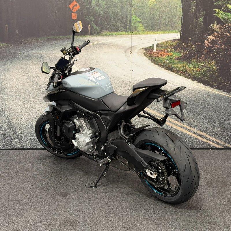 2025 CF MOTO 675 NK ROAD