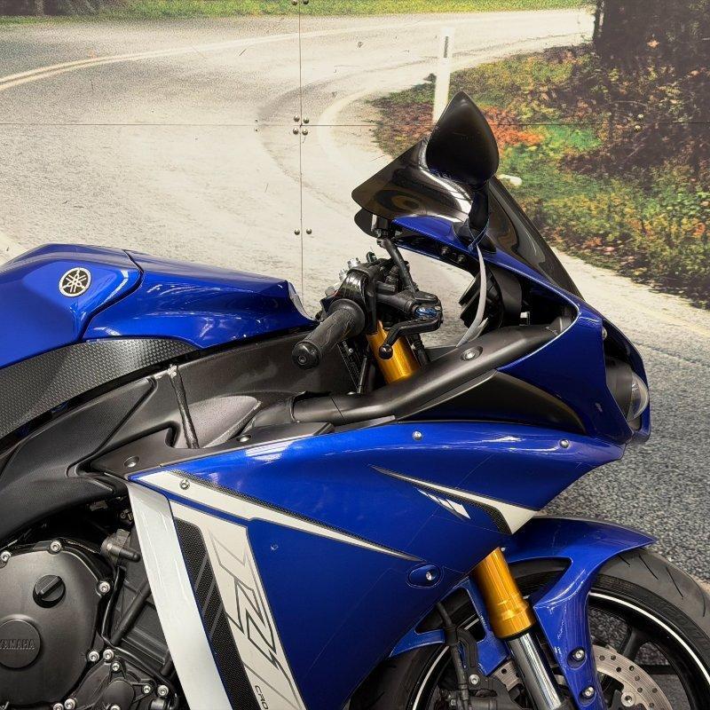 2010 YAMAHA YZF-R1 SPORTS