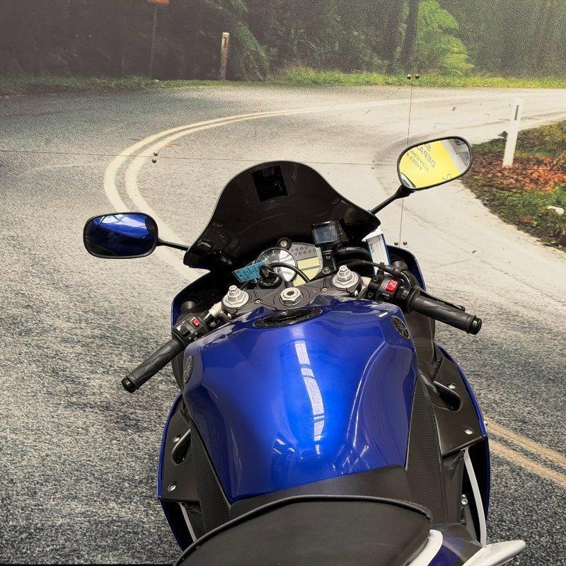 2010 YAMAHA YZF-R1 SPORTS