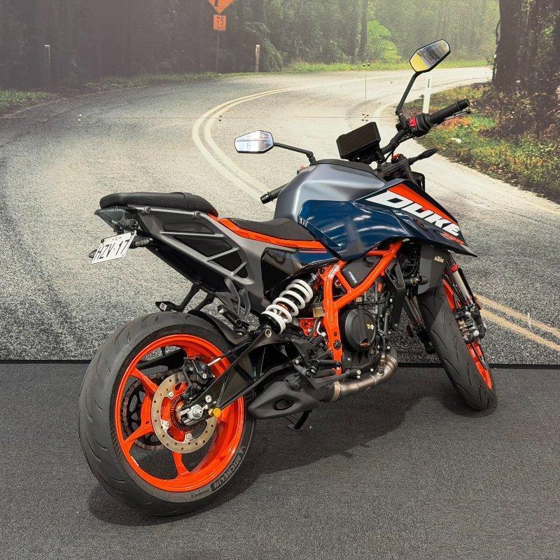 2024 KTM 390 DUKE ROAD