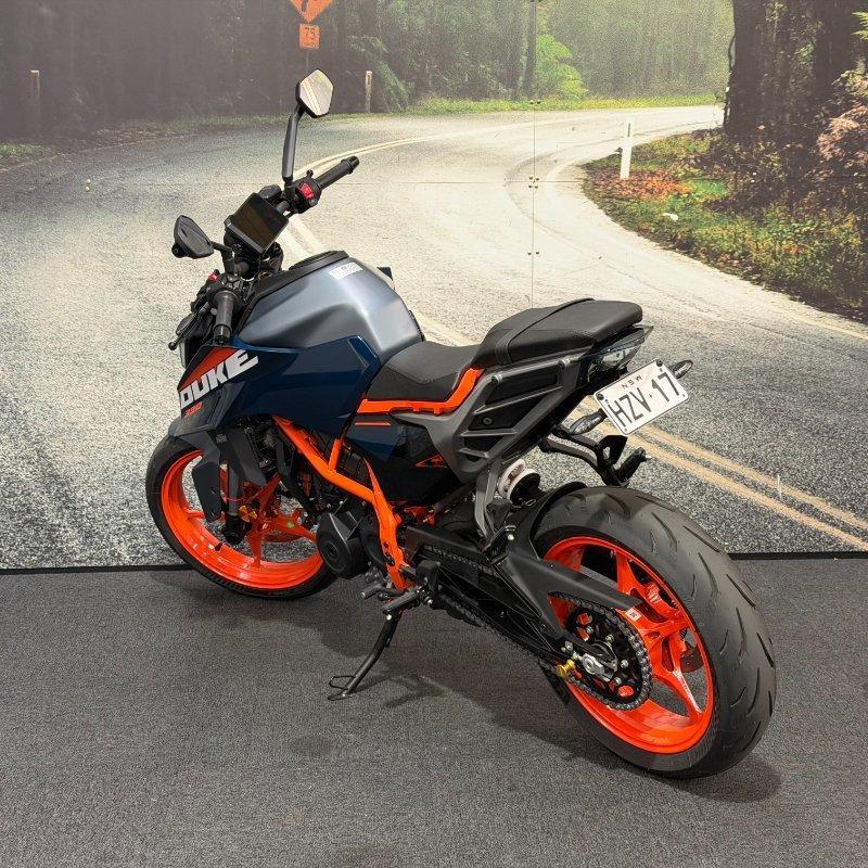 2024 KTM 390 DUKE ROAD