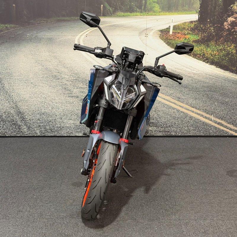 2024 KTM 390 DUKE ROAD