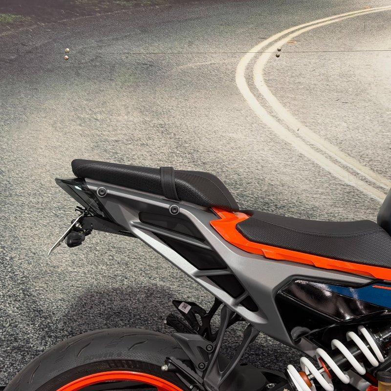 2024 KTM 390 DUKE ROAD