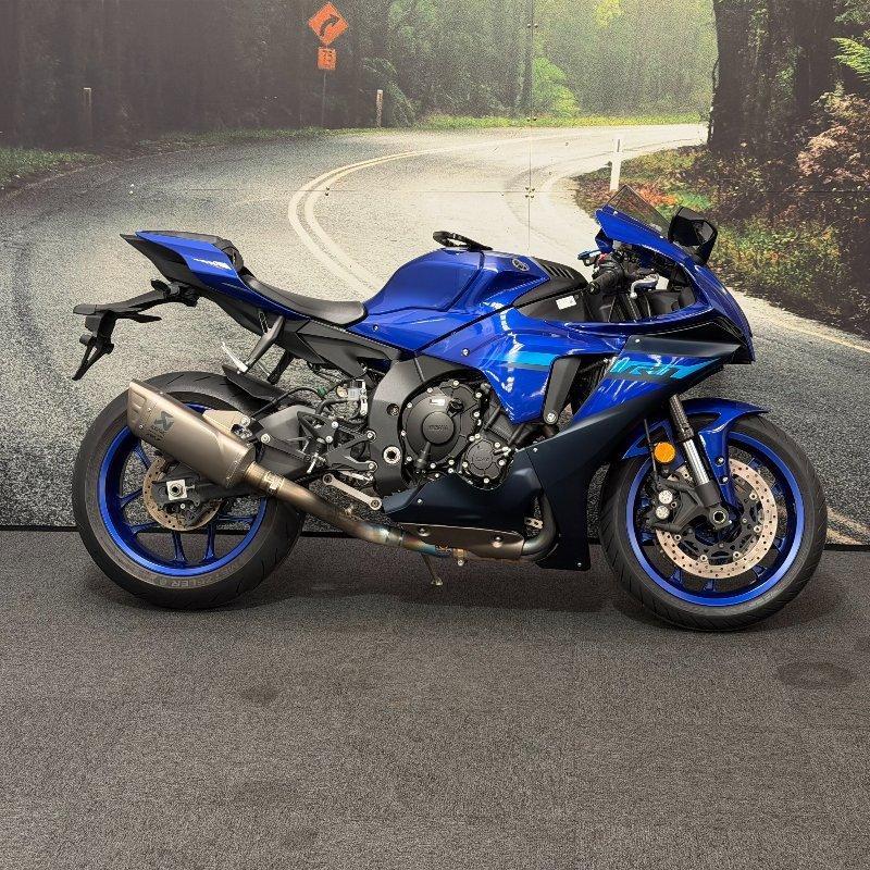 2023 YAMAHA YZF-R1 SPORTS