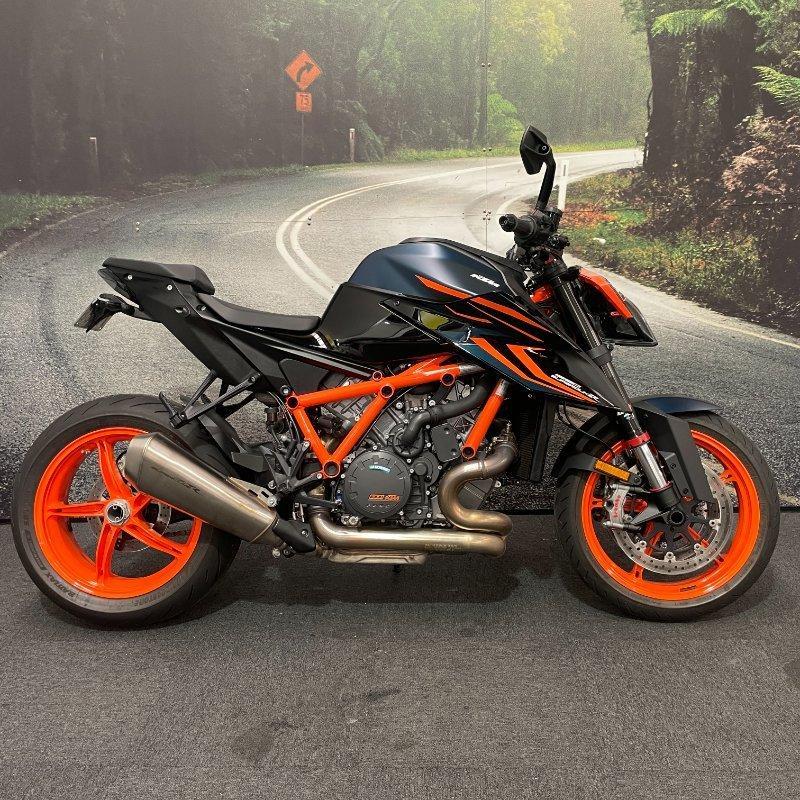 2023 KTM 1290 SUPER DUKE R SPORTS