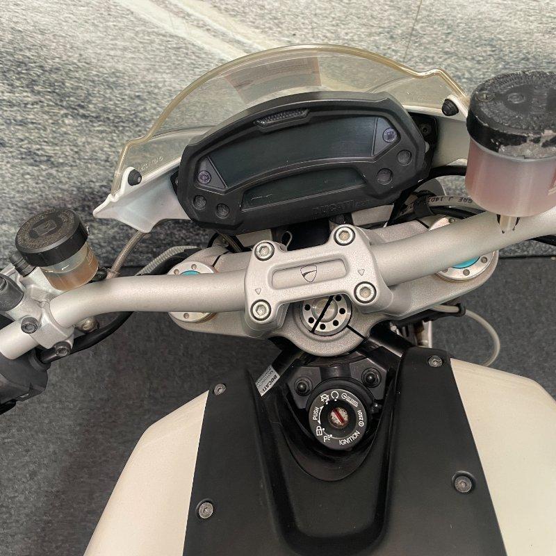 2009 DUCATI MONSTER 1100 S ROAD