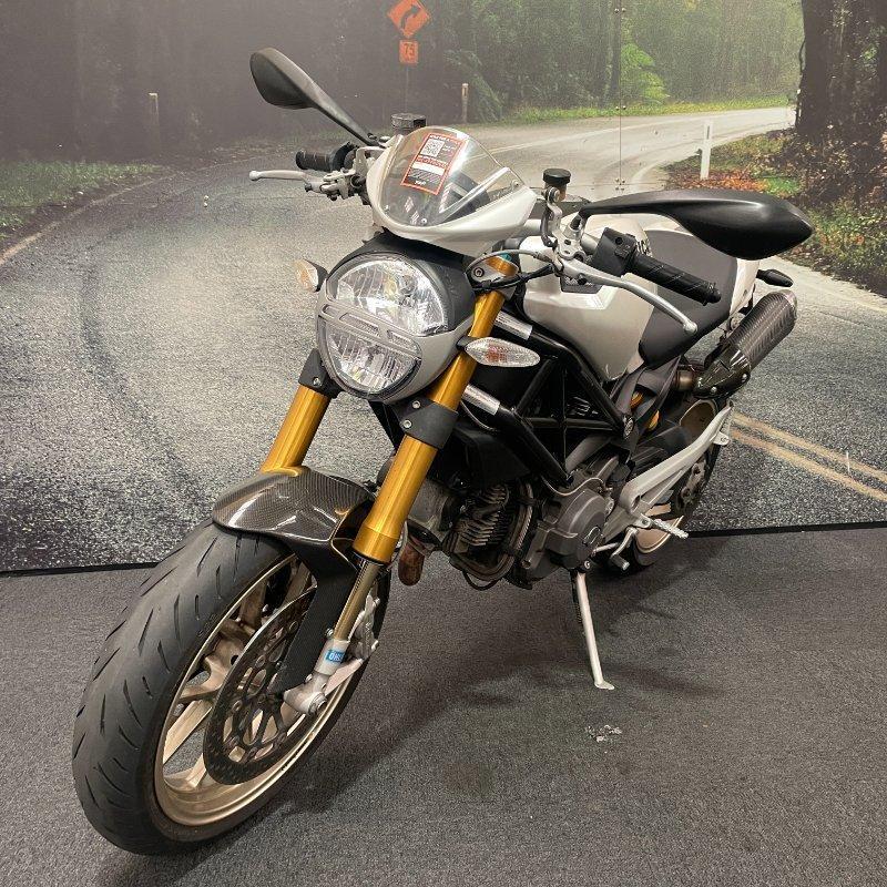 2009 DUCATI MONSTER 1100 S ROAD