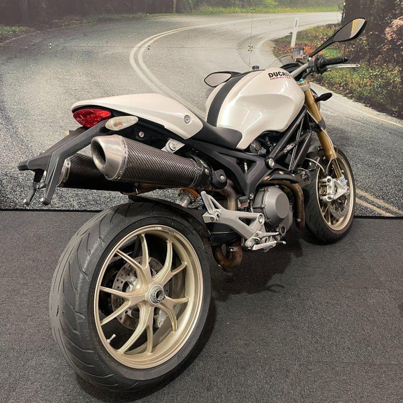 2009 DUCATI MONSTER 1100 S ROAD