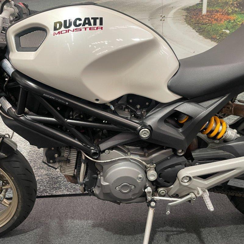 2009 DUCATI MONSTER 1100 S ROAD
