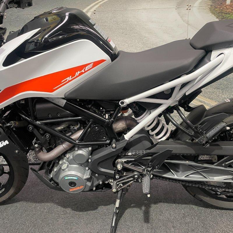 2022 KTM 390 DUKE ROAD
