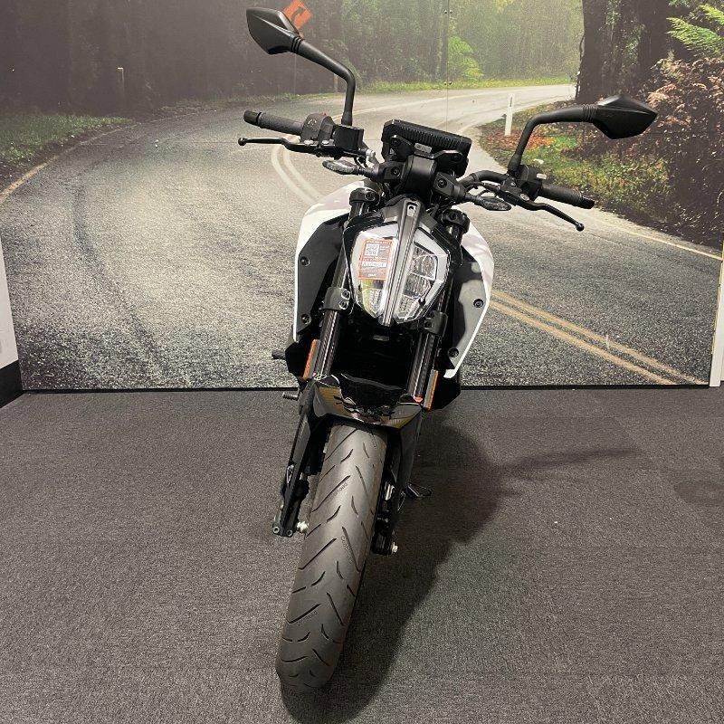 2022 KTM 390 DUKE ROAD