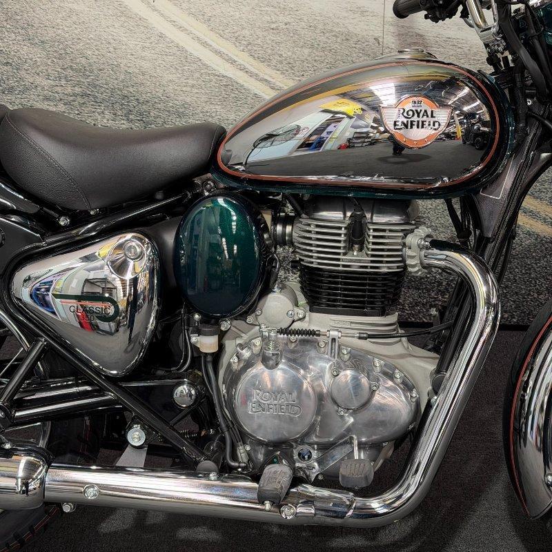 2025 ROYAL ENFIELD CLASSIC 350 CHROME ROAD