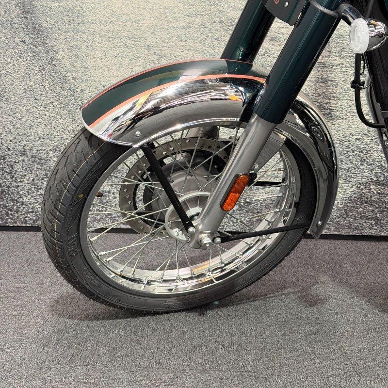 2025 ROYAL ENFIELD CLASSIC 350 CHROME ROAD