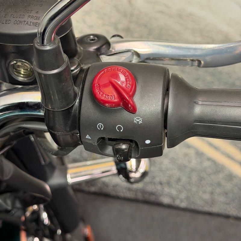 2025 ROYAL ENFIELD CLASSIC 350 CHROME ROAD