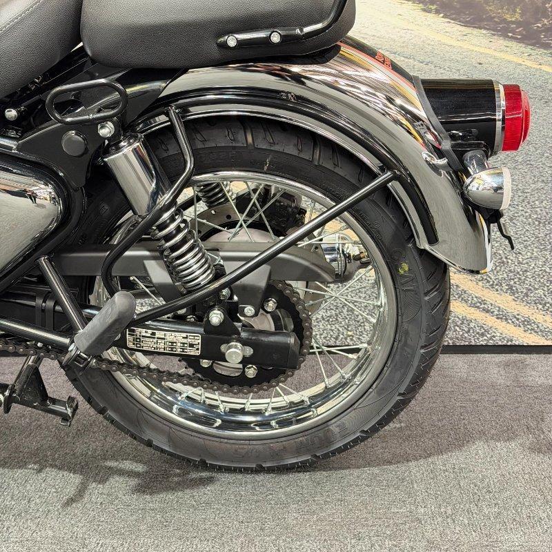 2025 ROYAL ENFIELD CLASSIC 350 CHROME ROAD