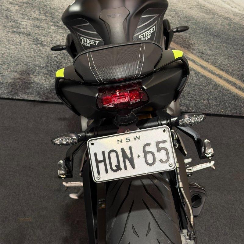 2022 TRIUMPH STREET TRIPLE RS ROAD