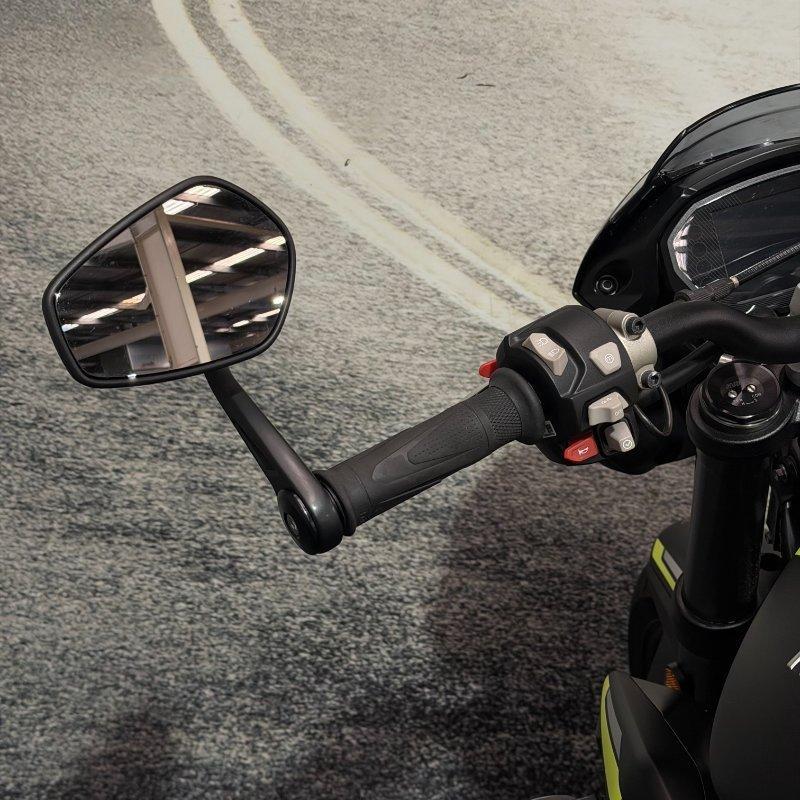 2022 TRIUMPH STREET TRIPLE RS ROAD