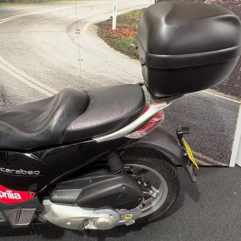 2013 APRILIA SCARABEO 200 SCOOTER