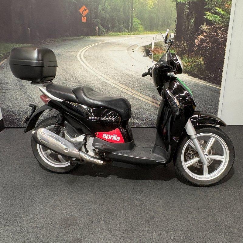 2013 APRILIA SCARABEO 200 SCOOTER