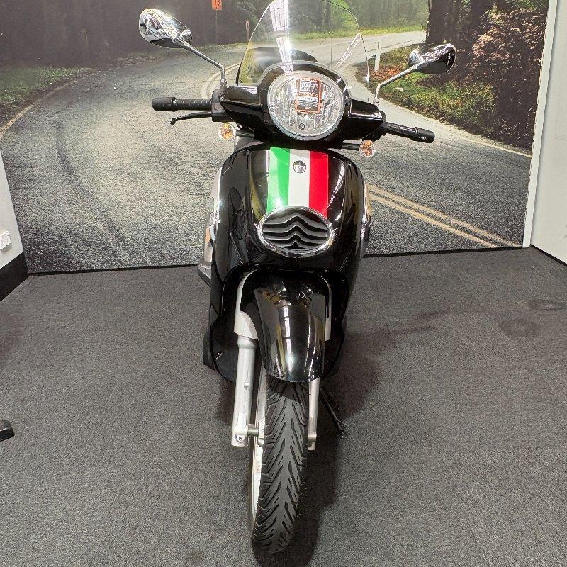 2013 APRILIA SCARABEO 200 SCOOTER