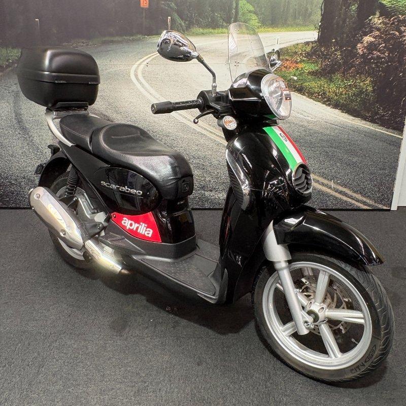 2013 APRILIA SCARABEO 200 SCOOTER