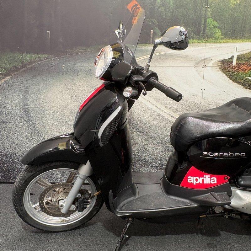 2013 APRILIA SCARABEO 200 SCOOTER