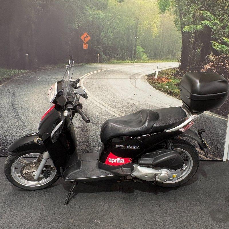 2013 APRILIA SCARABEO 200 SCOOTER