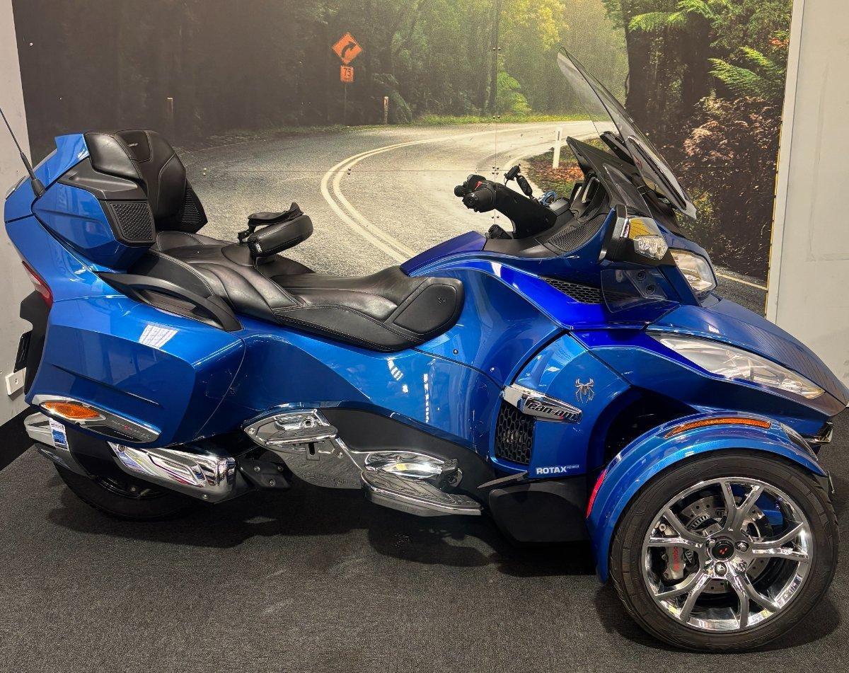 2019 CAN-AM SPYDER RT (SE6) LIMITED TRIKE