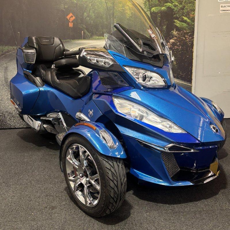2019 CAN-AM SPYDER RT (SE6) LIMITED TRIKE