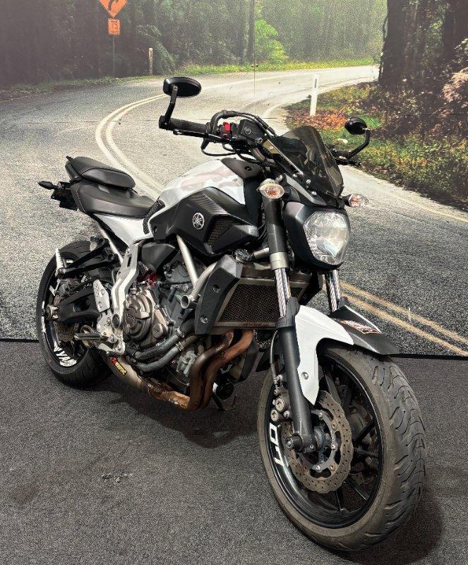 2014 YAMAHA MT-07 LAMS ROAD