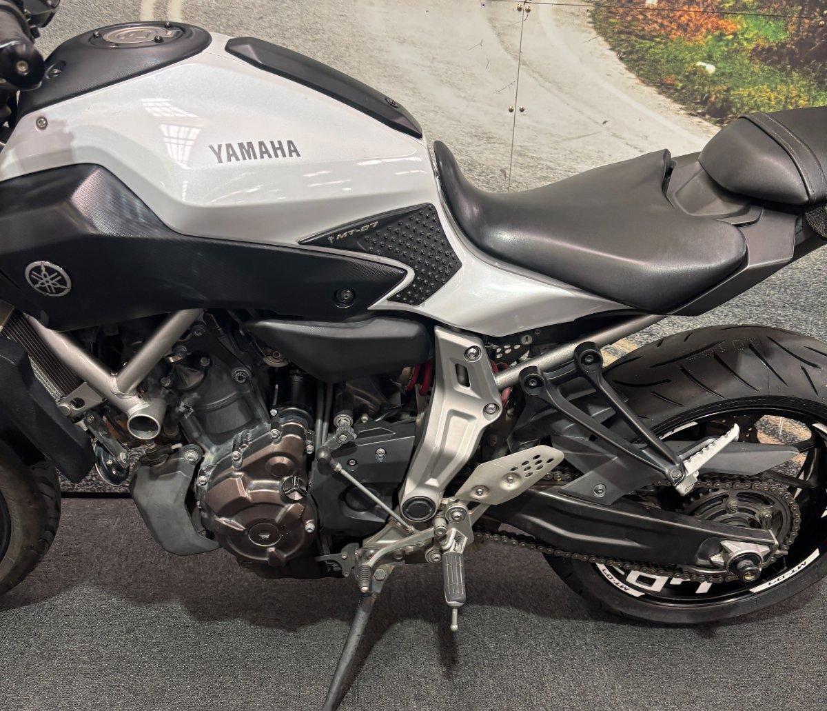2014 YAMAHA MT-07 LAMS ROAD