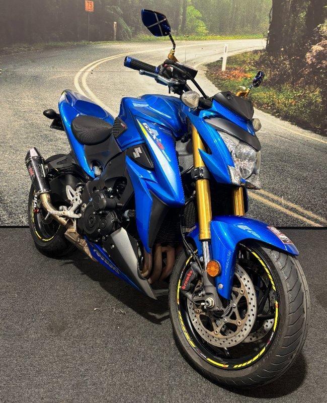 2016 SUZUKI GSX-S1000 ROAD