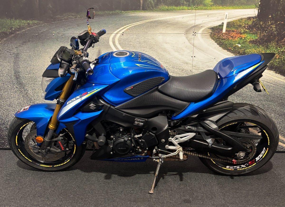 2016 SUZUKI GSX-S1000 ROAD