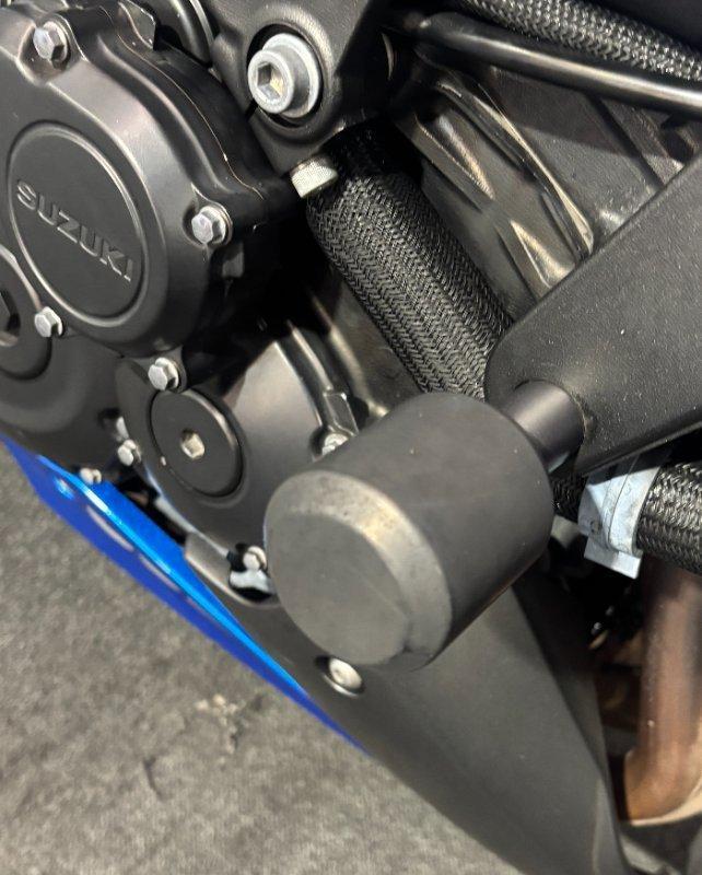 2016 SUZUKI GSX-S1000 ROAD