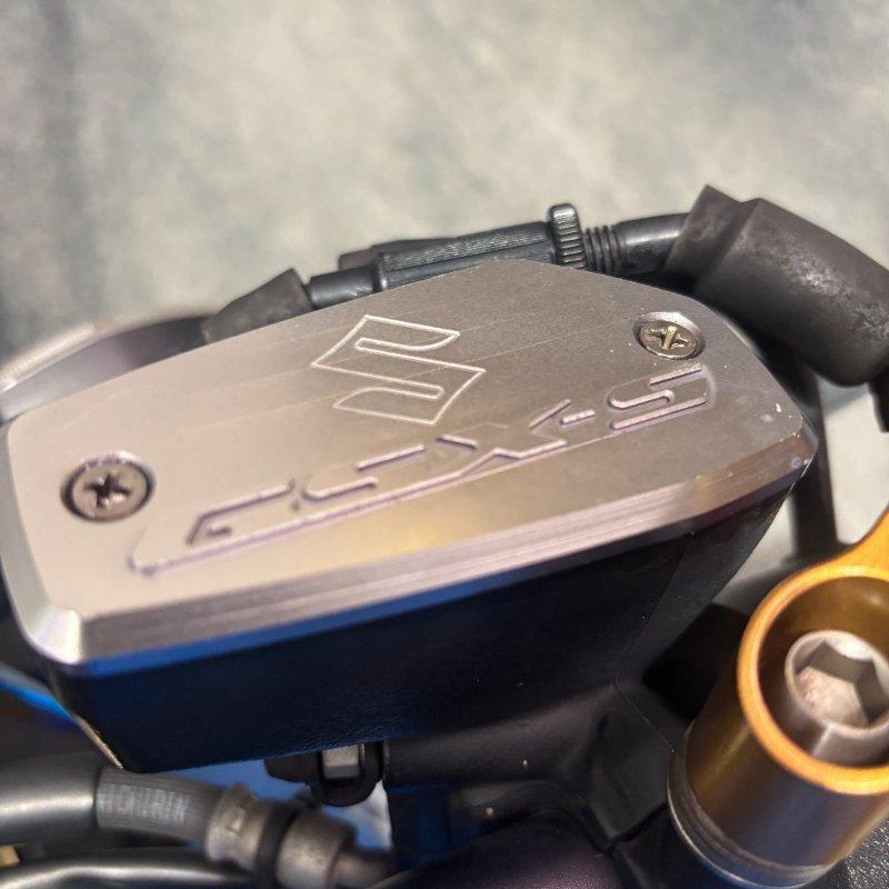 2016 SUZUKI GSX-S1000 ROAD